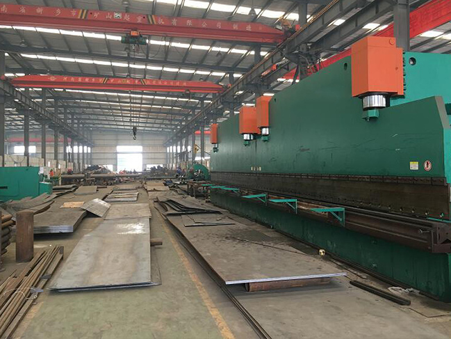 板材切割現(xiàn)場